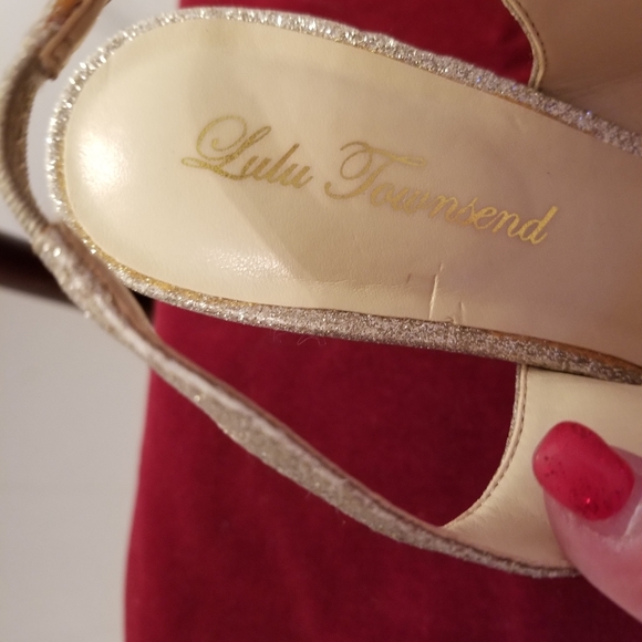 Gold high heels size 8 - Picture 2 of 6